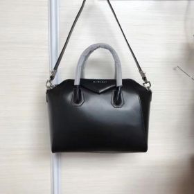Givenchy Antigona Tote Bag Black